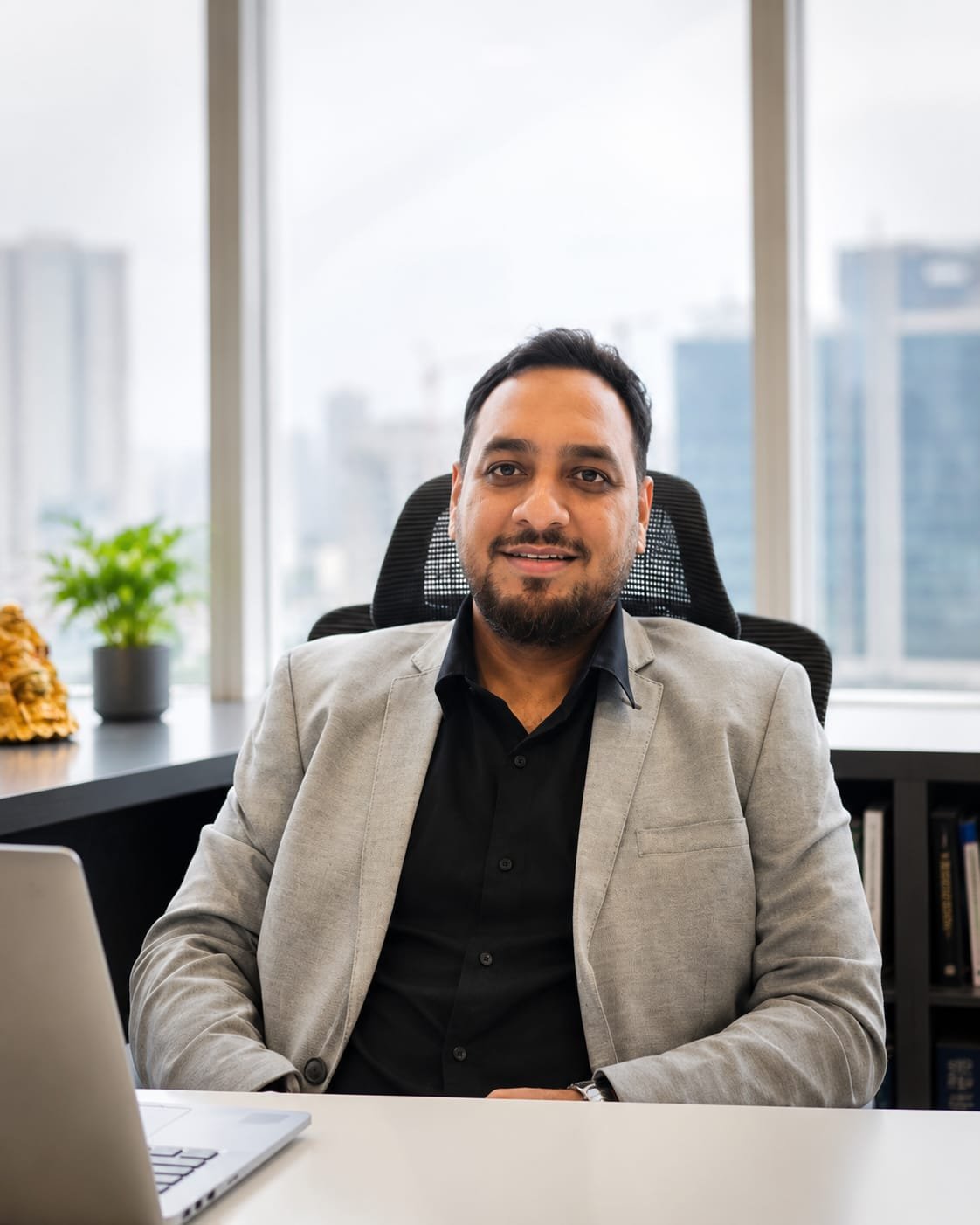 Hitesh Wadhwani Corporate Governance Profile Frame Portrait